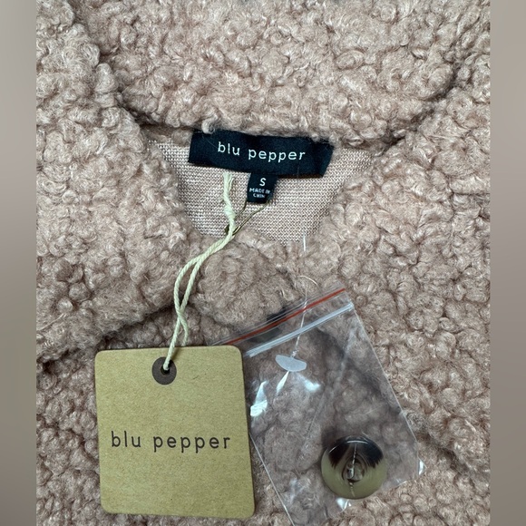 Blu Pepper Color Block Button Front Teddy Sherpa Jacket Size Small - Picture 7 of 8